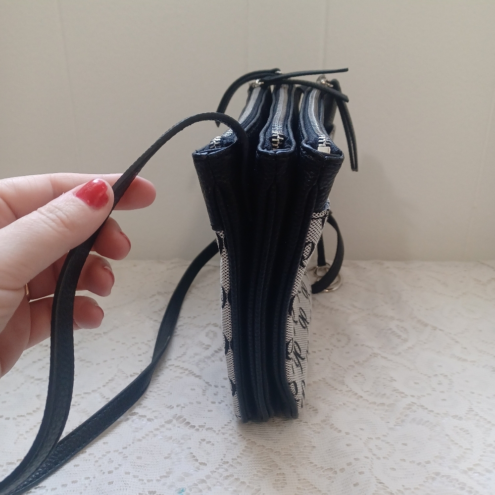 Nine West Crossbody - Picture 4 of 9